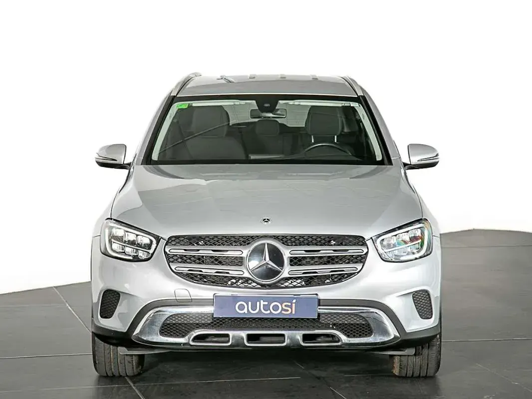 Usado Mercedes GLC220 194 CV (142 kW) 2022 Plateado SUV