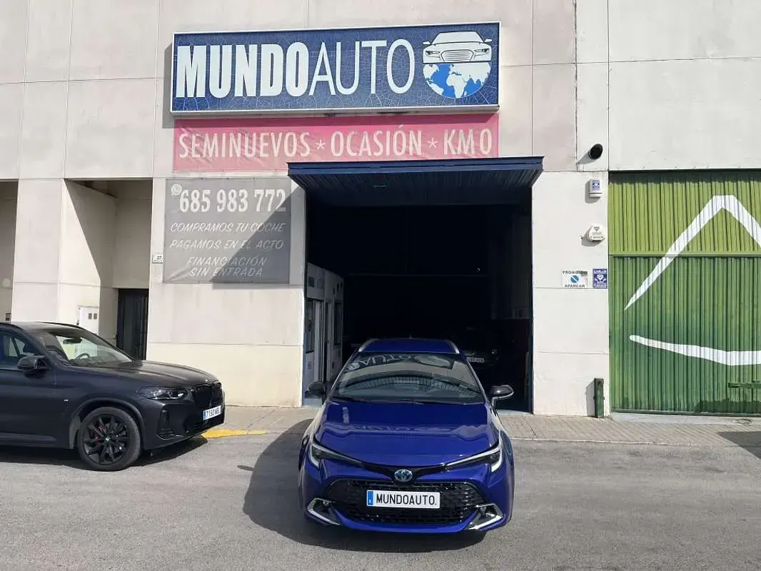 Nuevo Toyota Corolla Plus 140 CV (102 kW) 2026 Azul Familiar