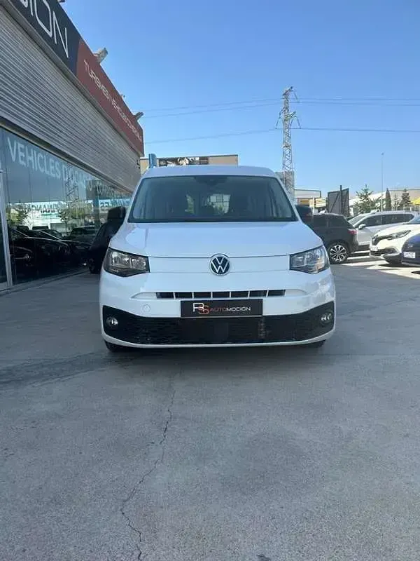 Usado VW Caddy 121 CV (88 kW) 2021 Blanco Monovolumen
