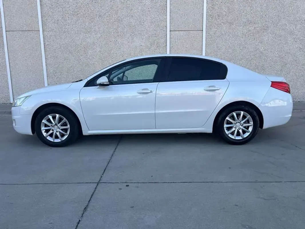 Usado Peugeot 508 Allure 156 CV (114 kW) 2011 Blanco Berlina