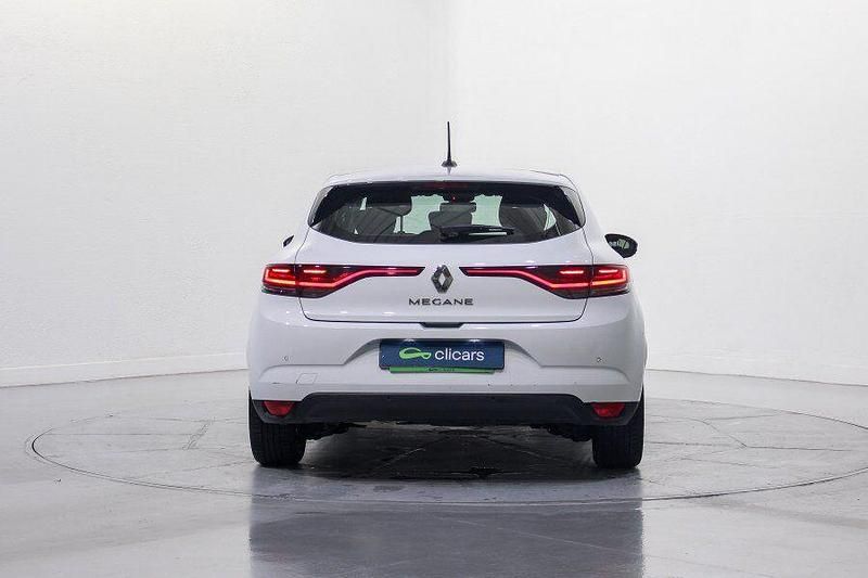 Usado Renault Mégane IV Equilibre 115 CV (84 kW) 2022 Blanco Berlina