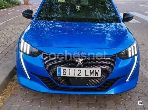 Azul Usado 2021 Peugeot 208 GT Utilitario | 13.500 € (Caro) - Imagen 1/4
