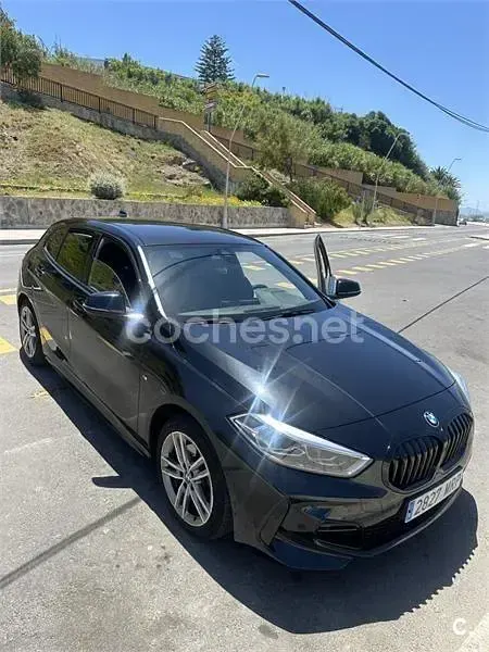 Usado BMW 118 Comfort Edition 136 CV (100 kW) 2024 Negro Utilitario