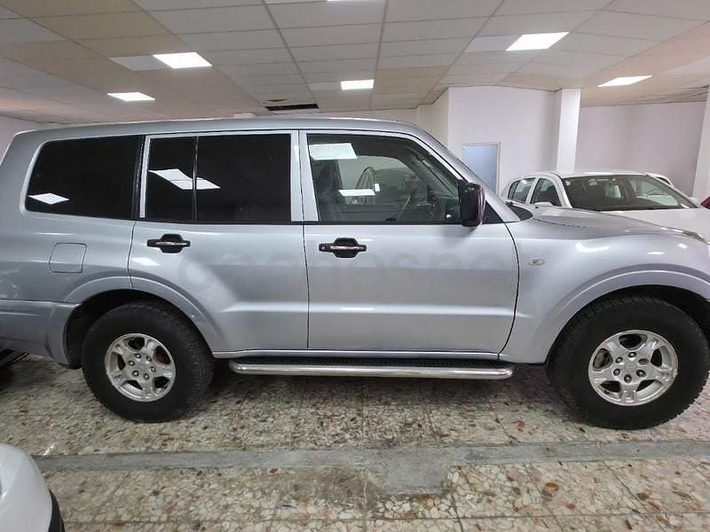 Usado Mitsubishi Montero 115 CV (84 kW) 2006 Gris / plata SUV