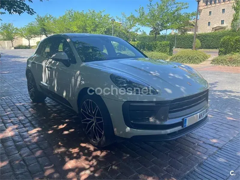 Usado Porsche Macan 265 CV (194 kW) 2023 Gris / plata SUV