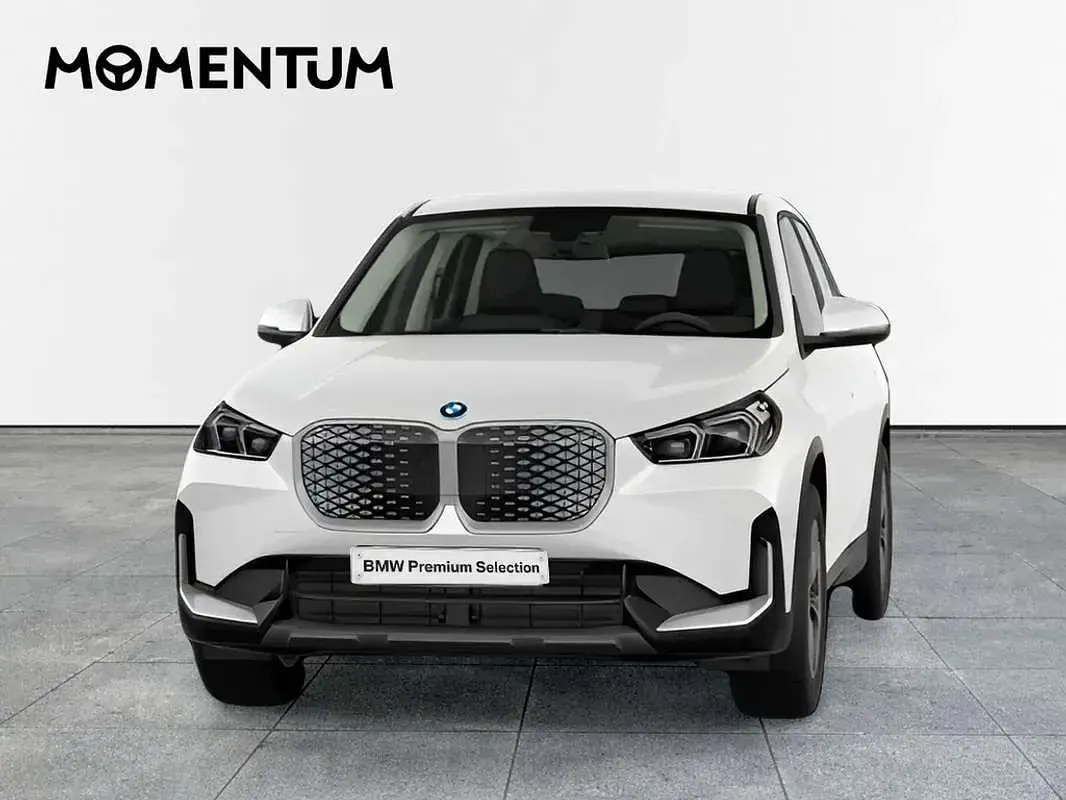 Usado BMW iX1 Comfort Edition 150 kW (204 CV) 2024 Blanco SUV