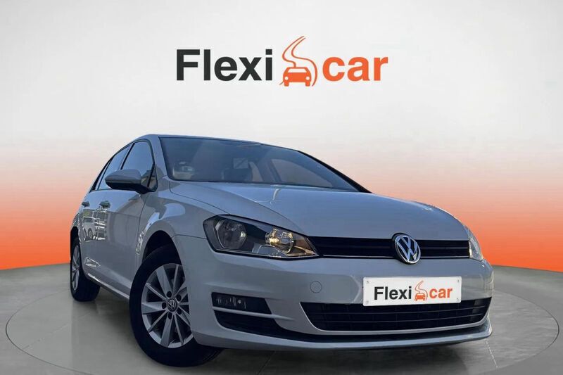 Blanco Usado 2017 VW Golf VII Advance Berlina | 12.490 € (Buen precio) - Imagen 1/4