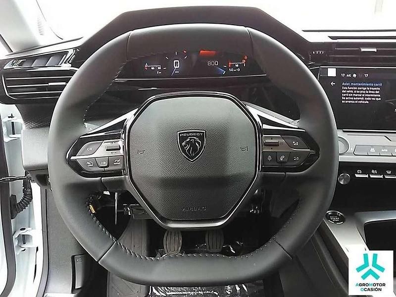 Usado Peugeot 308 Active 110 CV (80 kW) 2022 Blanco Utilitario