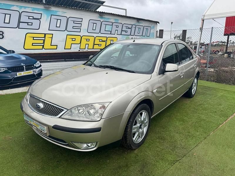 Beige Usado 2004 Ford Mondeo Ghia Berlina | 2399 € (Precio justo) - Imagen 1/4