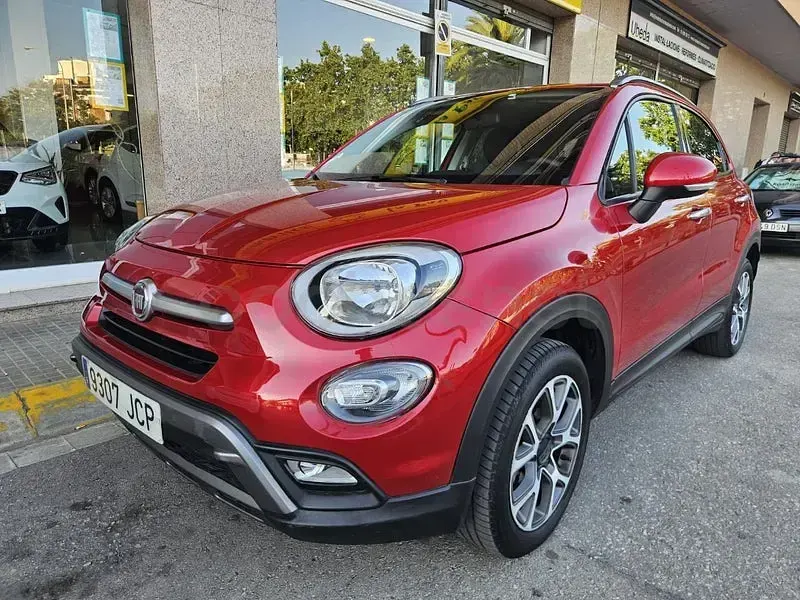 Usado Fiat 500X Lounge 120 CV (88 kW) 2016 Granate SUV