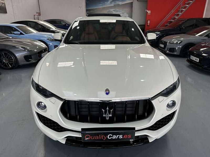 Usado Maserati Levante 430 CV (316 kW) 2017 Blanco SUV