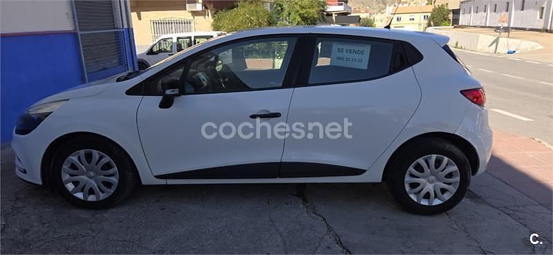 Usado Renault Clio IV Business 75 CV (55 kW) 2018 Blanco Berlina