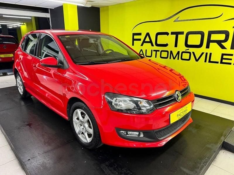 Usado VW Polo Advance 75 CV (55 kW) 2013 Rojo Utilitario