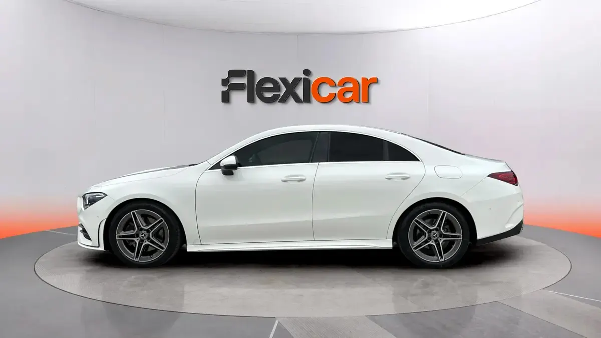 Usado Mercedes CLA200 163 CV (119 kW) 2022 Blanco Coupe