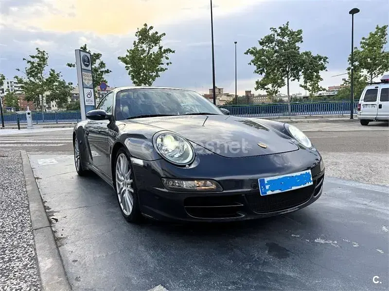 Usado Porsche 911 Carrera 4S 355 CV (261 kW) 2006 Gris / plata Coupe