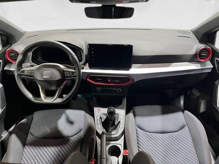 Usado Seat Ibiza FR 115 CV (84 kW) 2025 Gris Utilitario