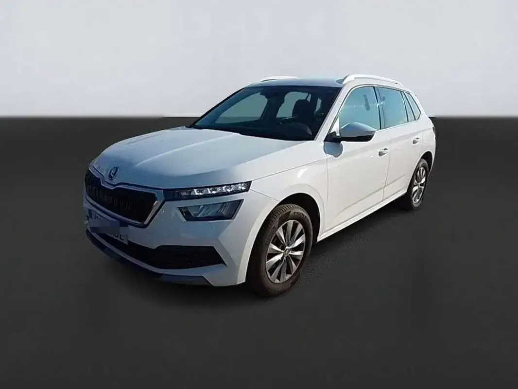 Usado Skoda Kamiq Ambition 116 CV (85 kW) 2022 Blanco SUV