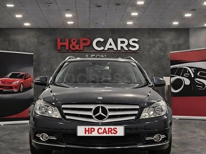 Usado Mercedes C220 Avantgarde 170 CV (125 kW) 2011 Azul Familiar
