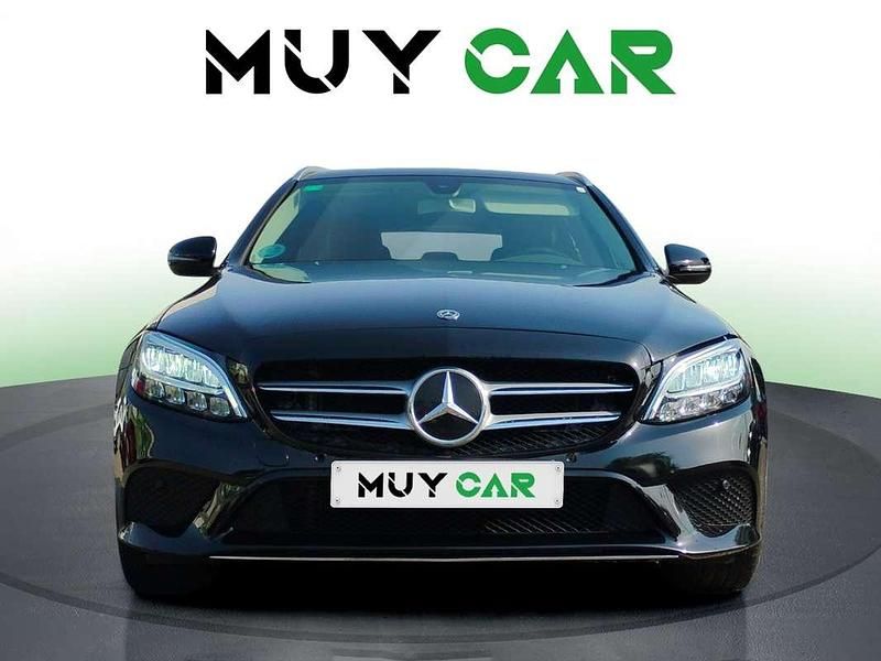 Usado Mercedes C200 160 CV (117 kW) 2019 Negro Familiar