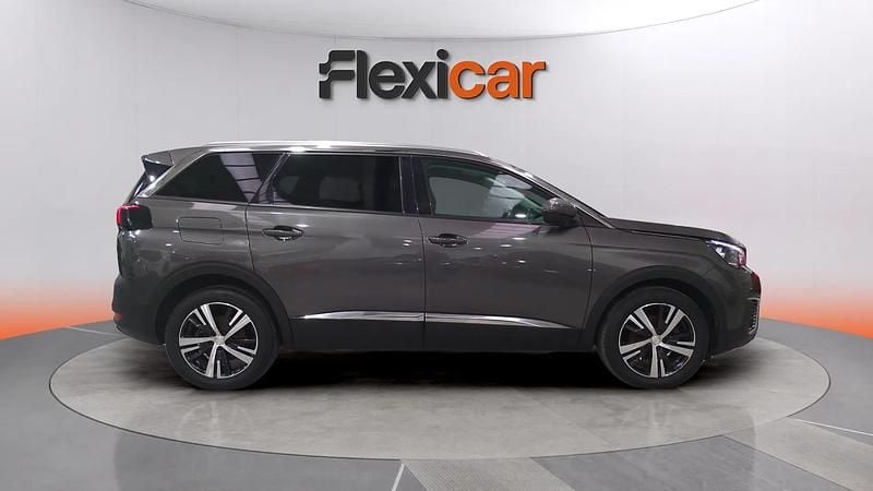 Usado Peugeot 5008 Allure 131 CV (96 kW) 2019 Gris SUV