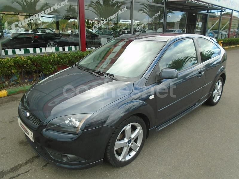 Gris / plata Usado 2007 Ford Focus Sport Berlina | 4800 € (Un poco caro) - Imagen 1/4