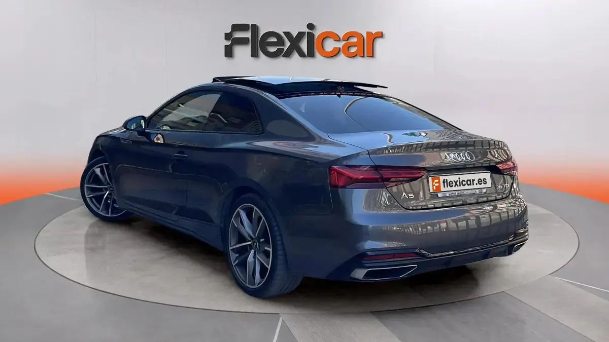 Usado Audi Coupé Premium 163 CV (119 kW) 2021 Gris Coupe