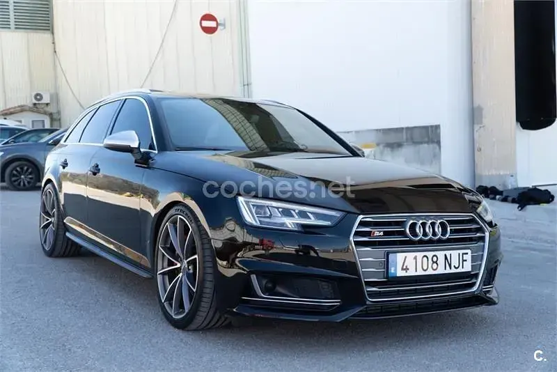 Usado Audi A4 Sport 218 CV (160 kW) 2017 Negro Familiar