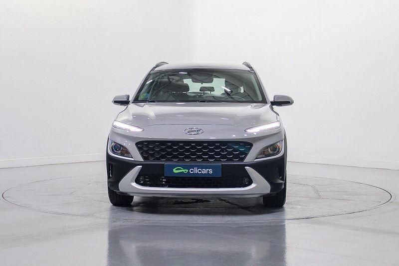 Usado Hyundai Kona 141 CV (103 kW) 2022 Gris SUV