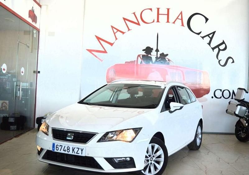 Käytetty Seat Leon ST Style 116 HP (85 kW) 2019 Valkoinen Farmari