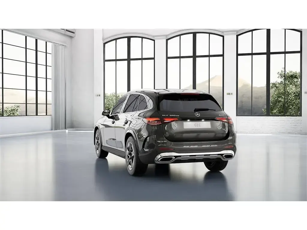 Nuevo Mercedes GLC300de 333 CV (244 kW) 2025 Gris grafito SUV