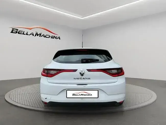 Usado Renault Mégane II Business 95 CV (69 kW) 2021 Blanco Berlina