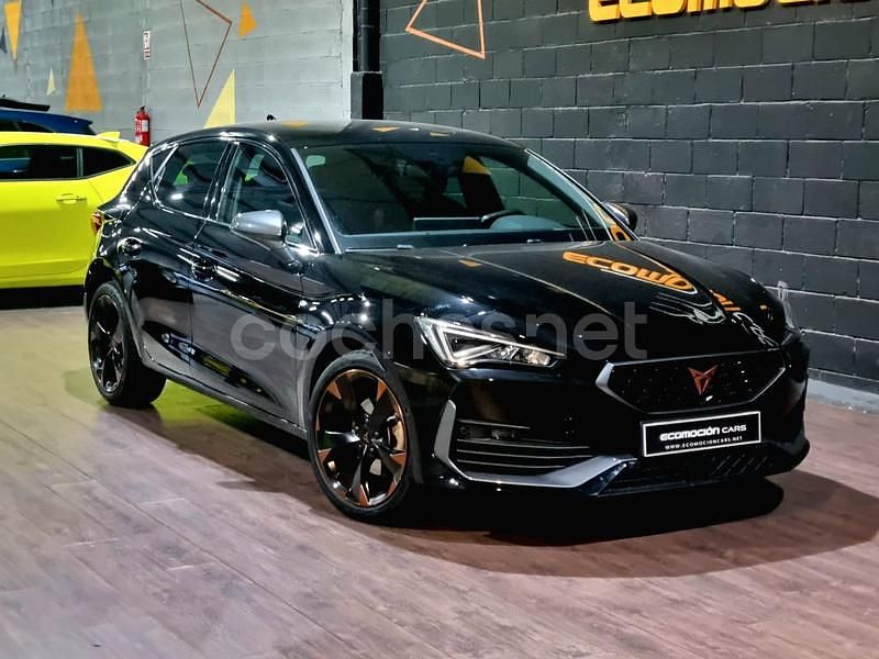 Usado Cupra Leon 150 CV (110 kW) 2022 Negro Familiar