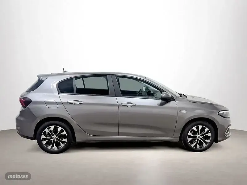 Usado Fiat Tipo City Life 131 CV (96 kW) 2022 Gris Berlina