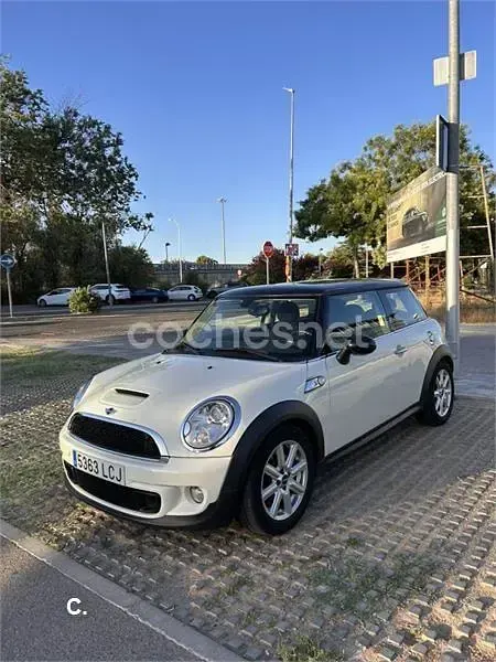 Usado Mini Cooper S 204 CV (150 kW) 2026 Beige Utilitario