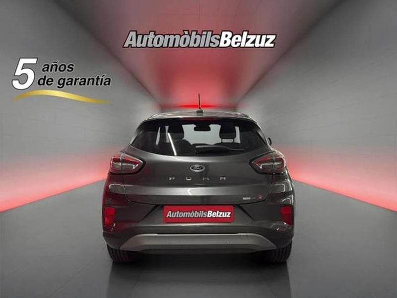 Usado Ford Puma Titanium 125 CV (91 kW) 2022 Gris SUV