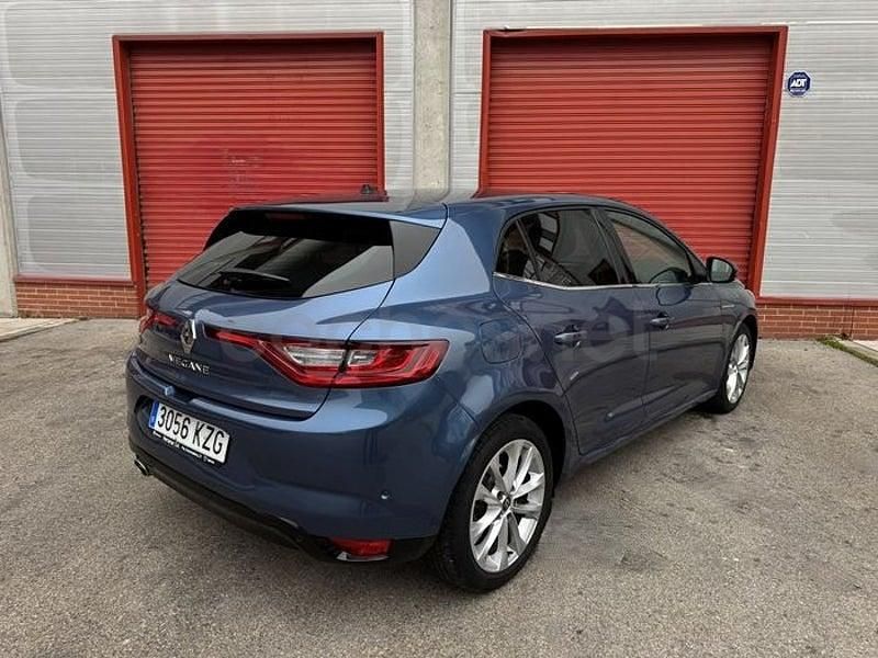Usado Renault Mégane IV Bose Edition 115 CV (84 kW) 2019 Azul Berlina