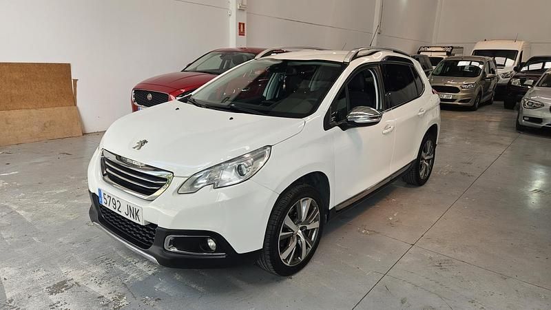 Blanco Usado 2017 Peugeot 2008 Allure SUV | 7990 € (Super precio) - Imagen 1/4