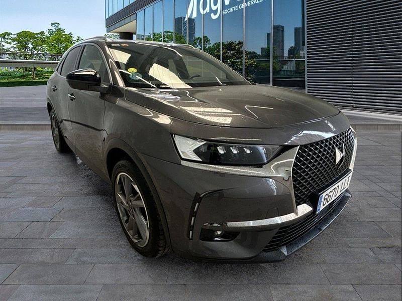 Usado DS Automobiles DS7 Crossback So Chic 180 CV (132 kW) 2020 Gris SUV
