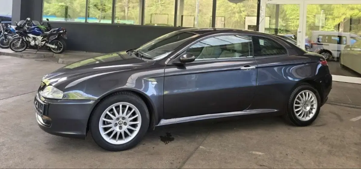 Usado Alfa Romeo GT Distinctive 150 CV (110 kW) 2006 Negro Coupe