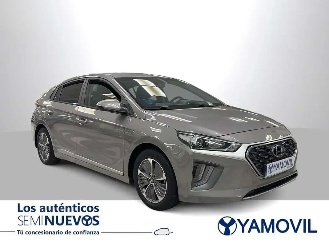 Usado Hyundai Ioniq 141 CV (103 kW) 2021 Gris Utilitario
