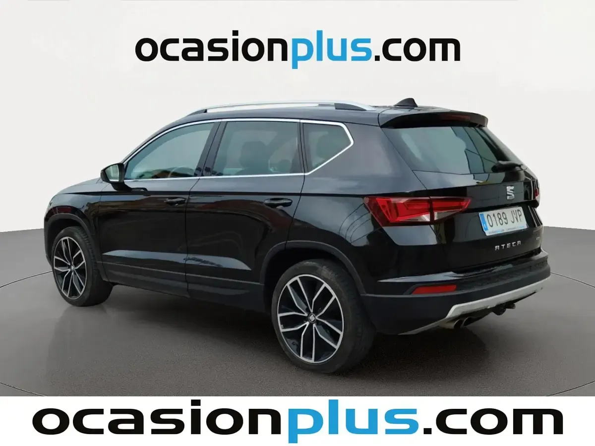 Usado Seat Ateca 4Drive 150 CV (110 kW) 2016 Negro SUV