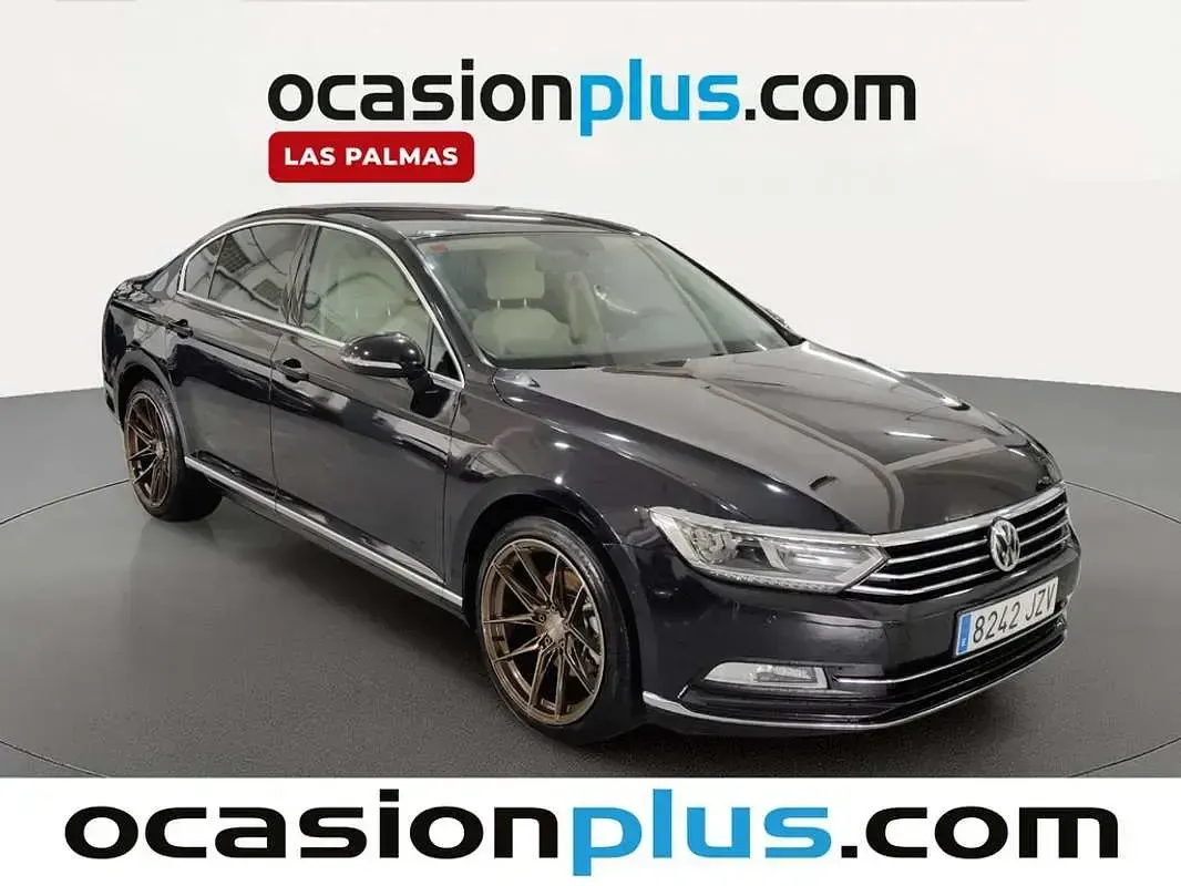 Usado VW Passat Sport 150 CV (110 kW) 2017 Negro Berlina