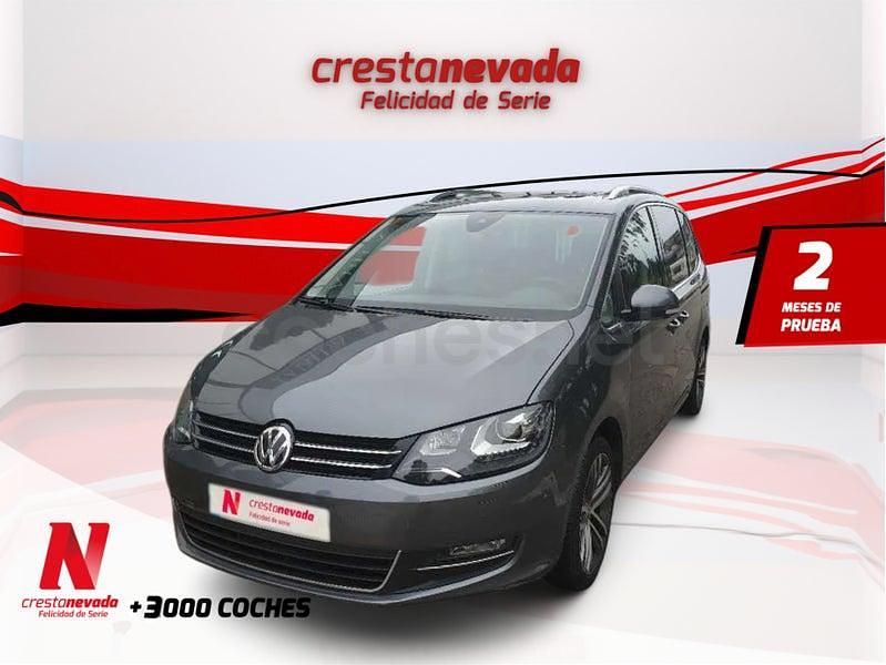Usado VW Sharan Sportline 150 CV (110 kW) 2021 Gris / plata Monovolumen