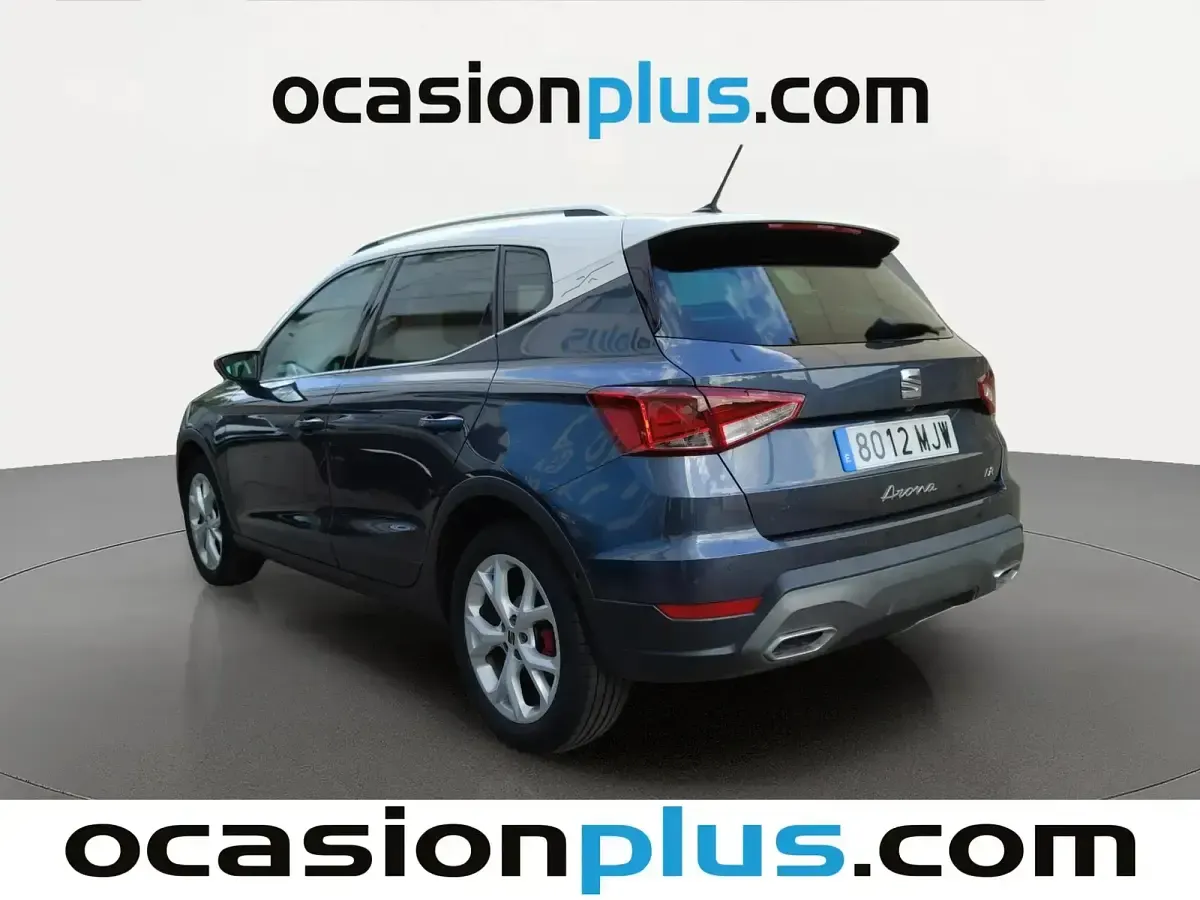 Usado Seat Arona FR 150 CV (110 kW) 2023 Gris SUV