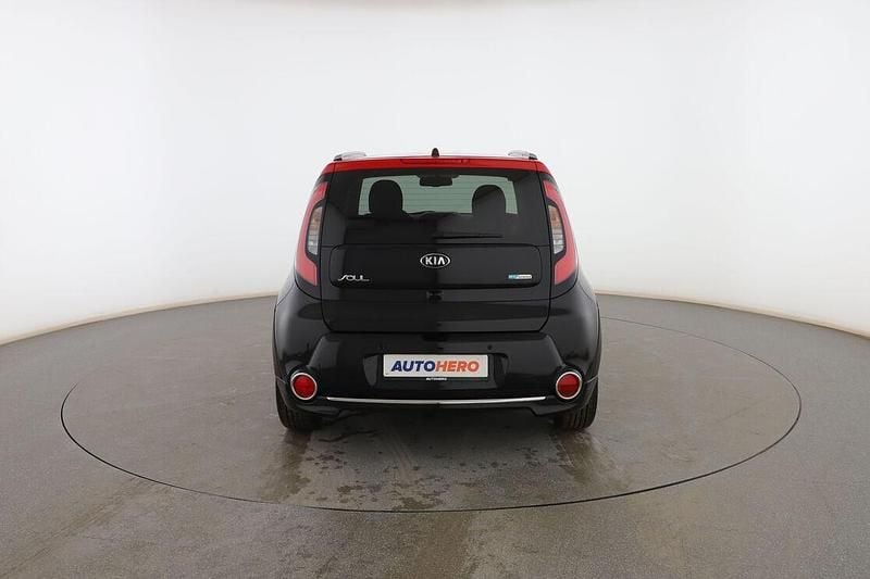 Usado Kia Soul 128 CV (94 kW) 2015 Negro SUV