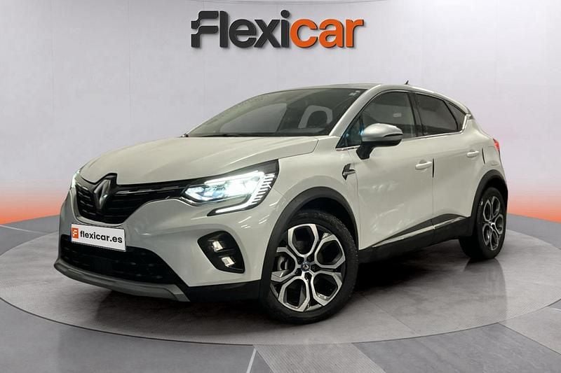 Usado Renault Captur Zen 160 CV (117 kW) 2020 Gris SUV