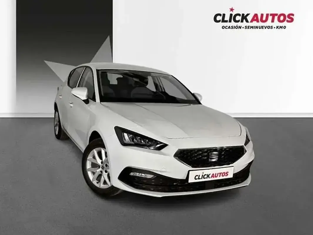 Usado Seat Leon Style 116 CV (85 kW) 2024 Blanco Utilitario