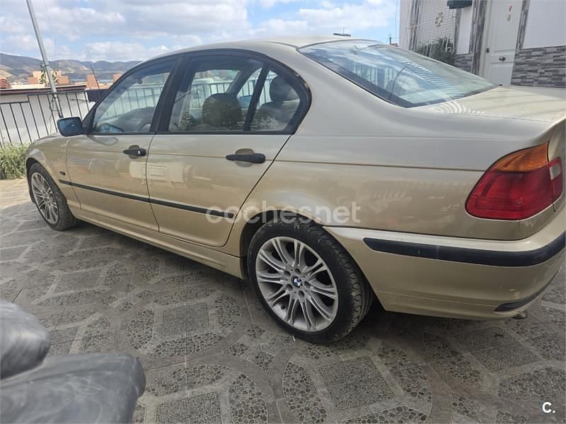 Usado BMW 320 136 CV (100 kW) 2002 Beige Berlina
