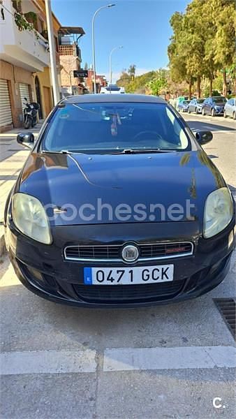 Usado Fiat Bravo Sport 150 CV (110 kW) 2008 Negro Utilitario