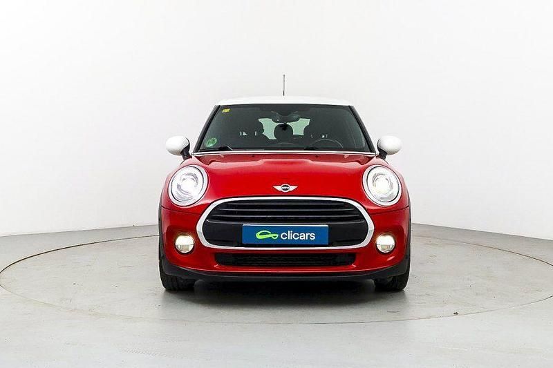 Usado Mini Cooper 136 CV (100 kW) 2016 Rojo Utilitario
